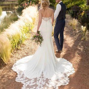Essense of Australia - Strapless Mermaid Style with Shaped Lace Train - D2597